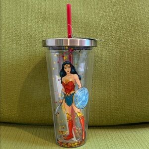 DC Comics Wonder Woman Glitter Tumbler with Red Straw